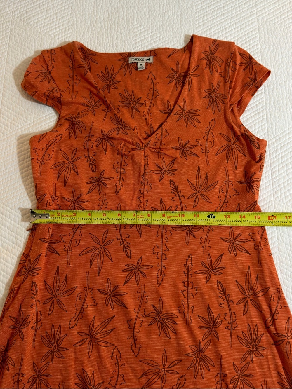 Toad&Co Rust Orange Floral V-Neck Top - Picture 5 of 6